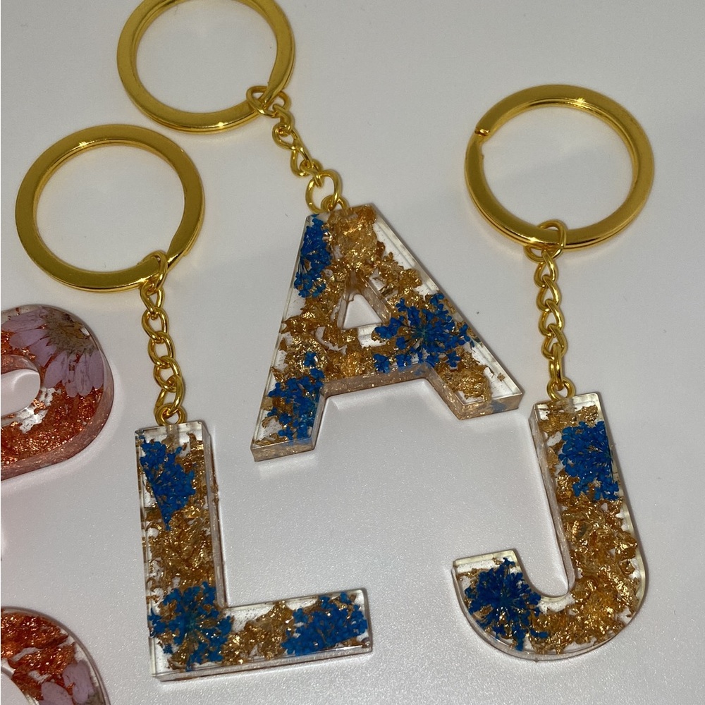 Custom Resin Letter or Number Keychain - Picture 9 of 16